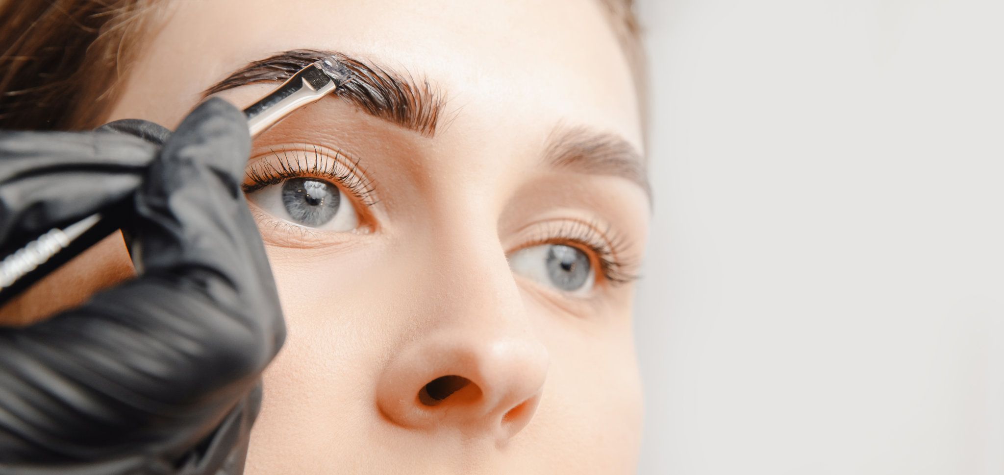 ALL YOU NEED TO KNOW ABOUT EYELASH OR EYEBROW TINT